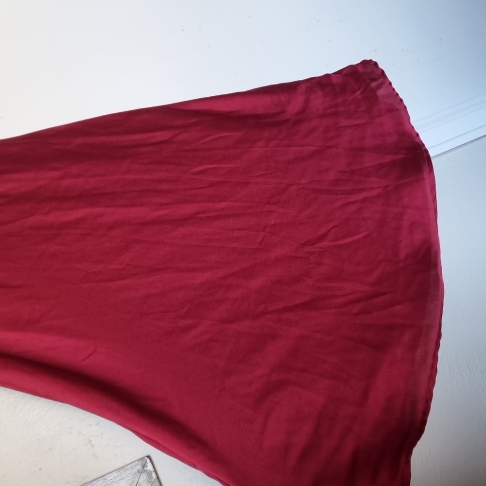 Silky Red Dress - Picture 3 of 5